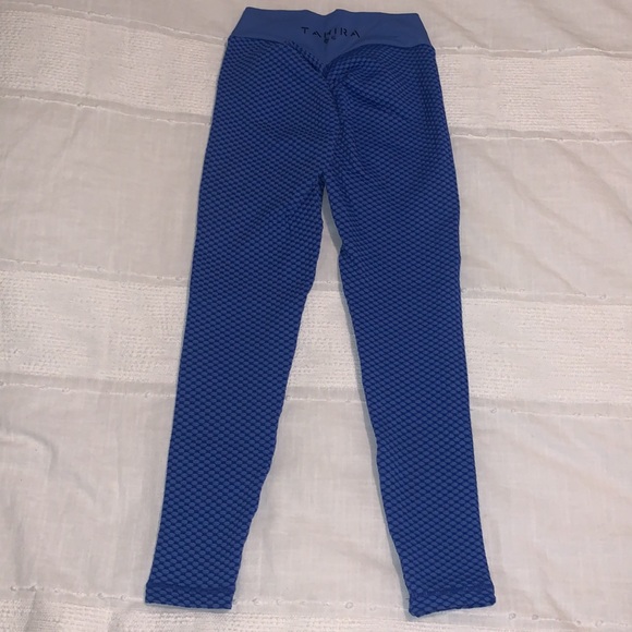 Textured workout pants - size small - never worn! - Picture 3 of 4
